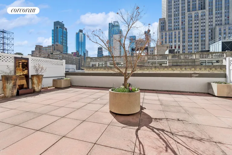 New York City Real Estate | View 372 Fifth Avenue, PH10B | room 10 | View 11