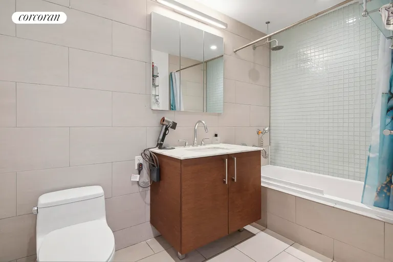 New York City Real Estate | View 21-45 44th Drive, 6E | Other Listing Photo | View 4
