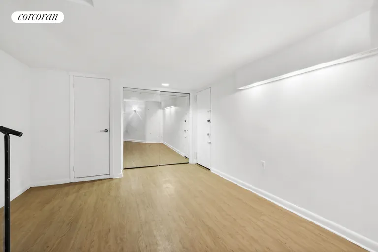 New York City Real Estate | View 10 West 87th Street, A | room 4 | View 5