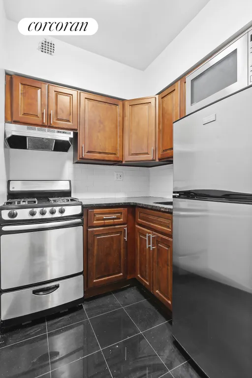 New York City Real Estate | View 10 West 87th Street, A | room 1 | View 2