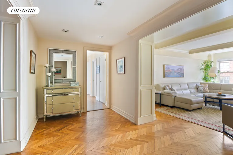 New York City Real Estate | View 177 East 77th Street, 7A | room 2 | View 3