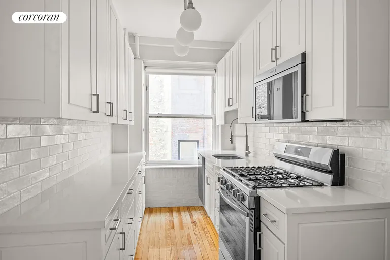 New York City Real Estate | View 139 West 82nd Street, 5C | room 1 | View 2