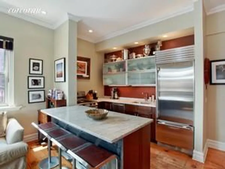 New York City Real Estate | View 260 West 10th Street, 5E | room 1 | View 2