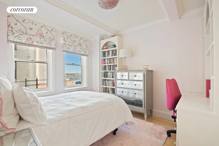 New York City Real Estate | View 425 East 86th Street, 15BC | room 8 | View 9