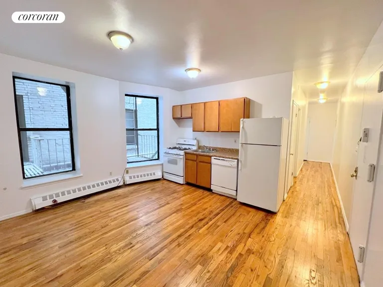 New York City Real Estate | View 35 Central Park North, 2C | room 1 | View 2