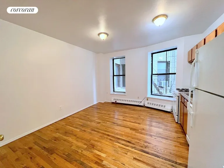 New York City Real Estate | View 35 Central Park North, 2C | room 2 | View 3