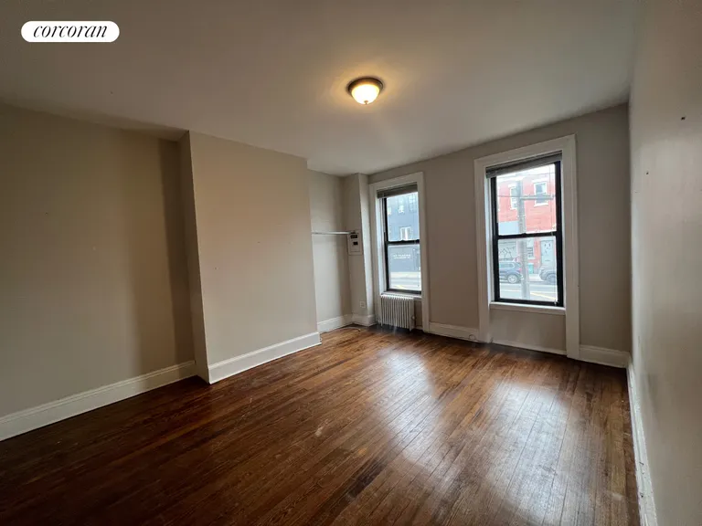 New York City Real Estate | View 306 3rd Avenue, 2 | room 4 | View 5
