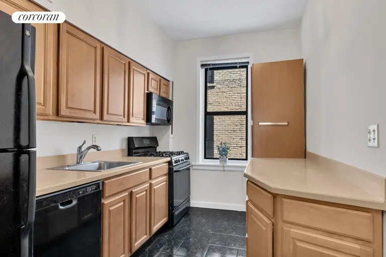 New York City Real Estate | View 24 Bennett Avenue, 41B | room 4 | View 5