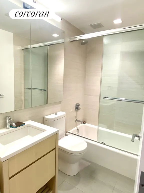 New York City Real Estate | View 341 West 11th Street, PHC | Full Bathroom | View 14
