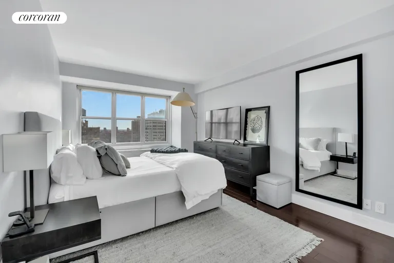 New York City Real Estate | View 205 Third Avenue, 18N | room 4 | View 5
