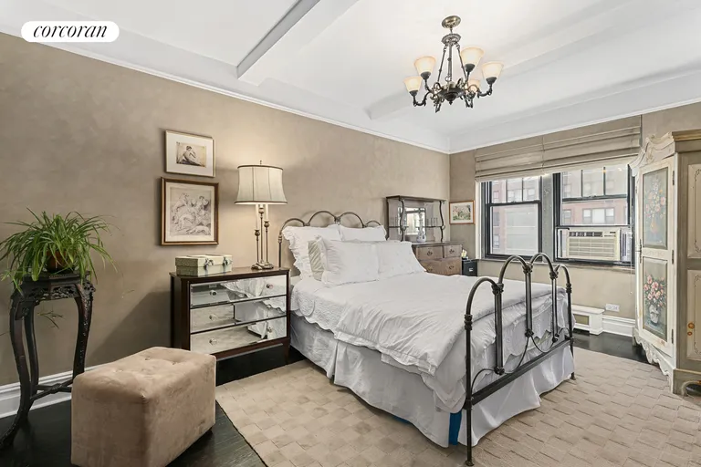New York City Real Estate | View 172 West 79th Street, 7B | room 3 | View 4