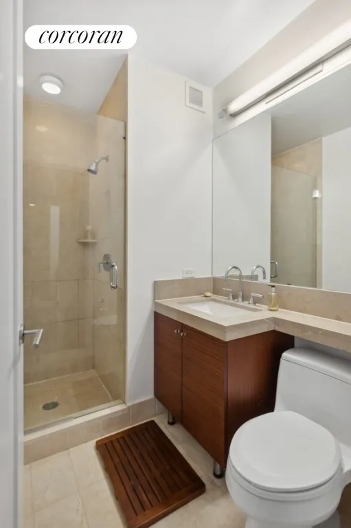 New York City Real Estate | View 30 West Street, 10A | Full Bathroom | View 8
