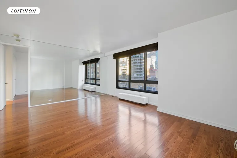 New York City Real Estate | View 100 United Nations Plaza, 15F | Living room | View 2