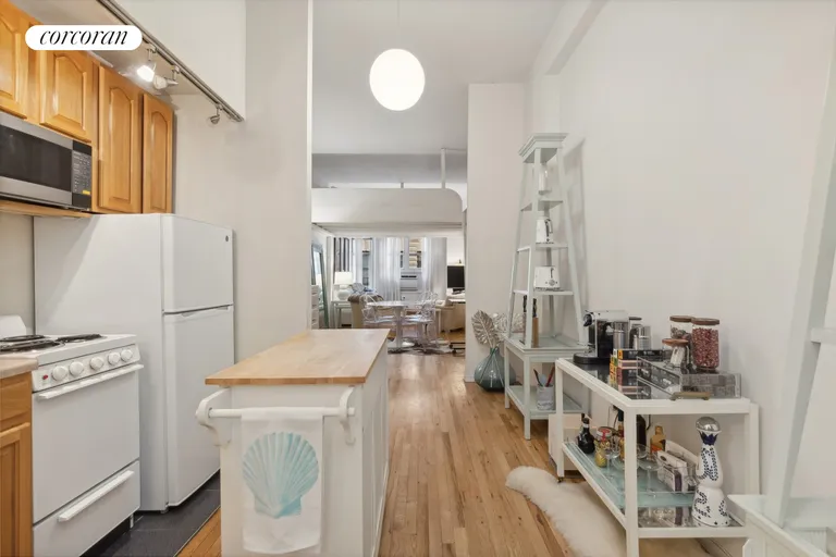 New York City Real Estate | View 23 Waverly Place, 3H | Kitchen | View 3