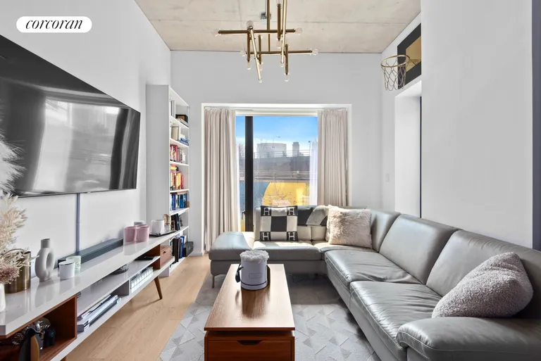 New York City Real Estate | View 98 Front Street, 5K | room 1 | View 2