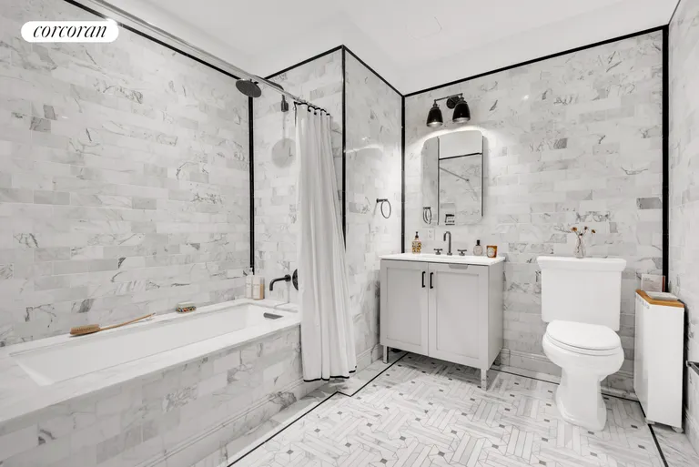 New York City Real Estate | View 265 STATE STREET, 1404 | Full Bathroom | View 5