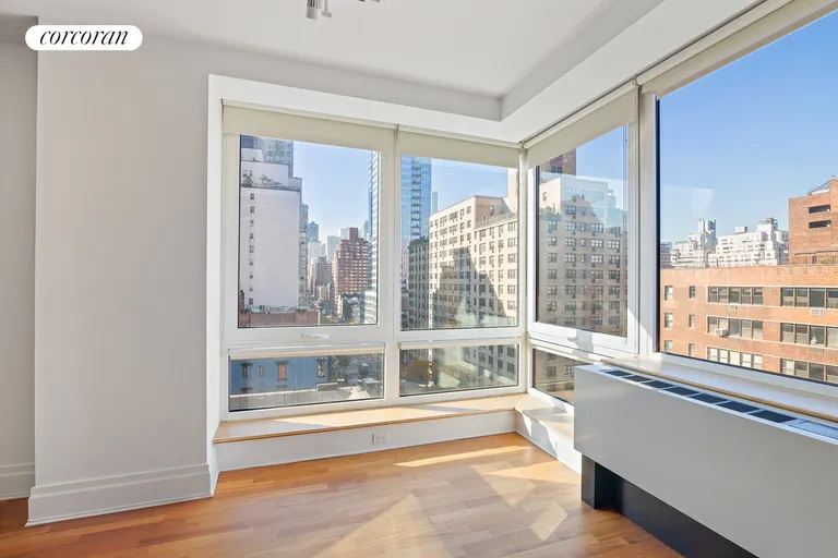 New York City Real Estate | View 300 East 77th Street, 9A | room 1 | View 2