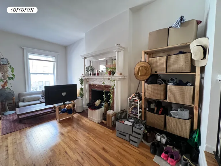 New York City Real Estate | View 254 West 93rd Street, 5 | room 1 | View 2