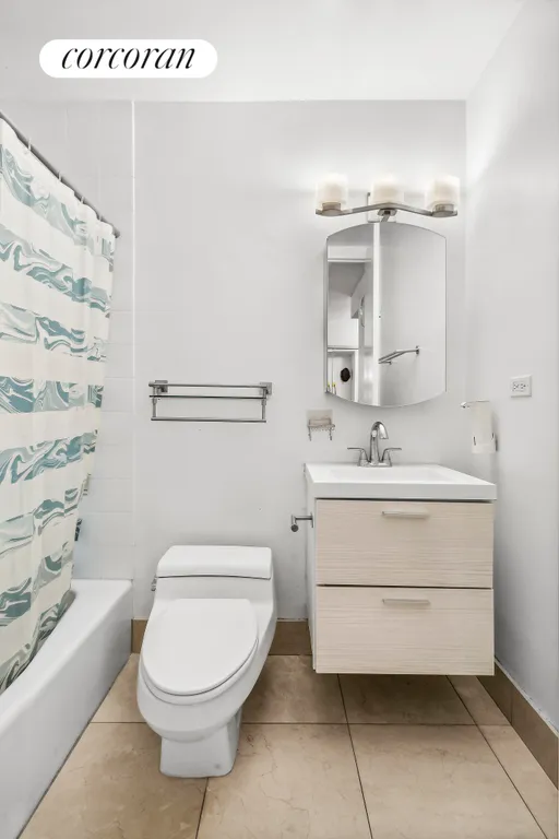 New York City Real Estate | View 350 West 50th Street, 5II | Full Bathroom | View 4