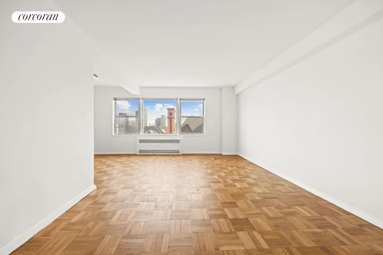 New York City Real Estate | View 34 Plaza Street East, 808 | room 1 | View 2