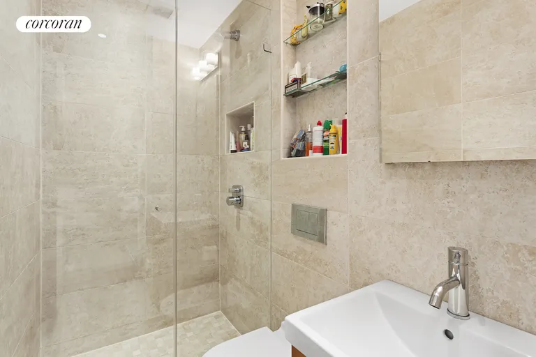 New York City Real Estate | View 115 Morton Street, 4A | Full Bathroom | View 9
