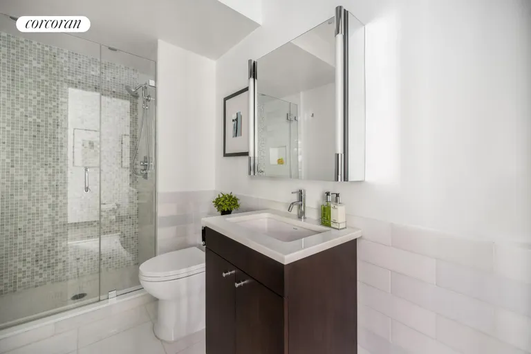 New York City Real Estate | View 386 Columbus Avenue, 7A | Second Bathroom | View 9