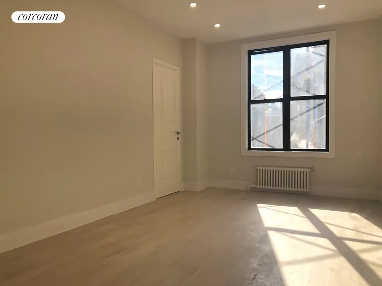 New York City Real Estate | View 500 West End Avenue, 7J | Bedroom | View 4