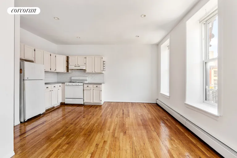 New York City Real Estate | View 219 Saint James Place, 3 | Great Room | View 2