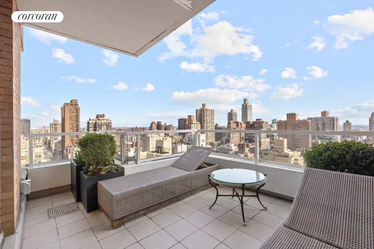 New York City Real Estate | View 30 East 85th Street, 26/27B | room 9 | View 10