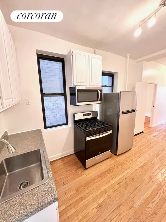 New York City Real Estate | View 327 East 3rd Street, 3B | room 2 | View 3