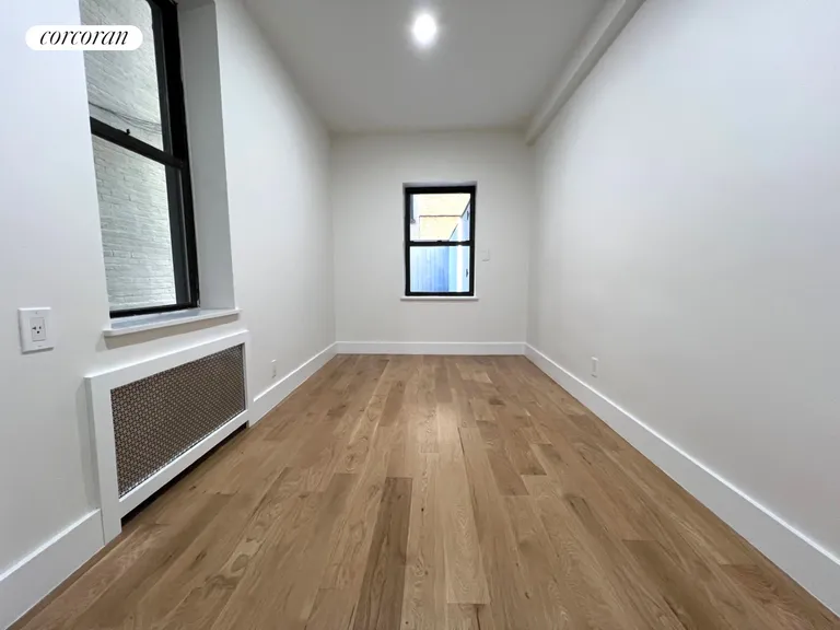 New York City Real Estate | View 250 West 105th Street, 1E | room 5 | View 6