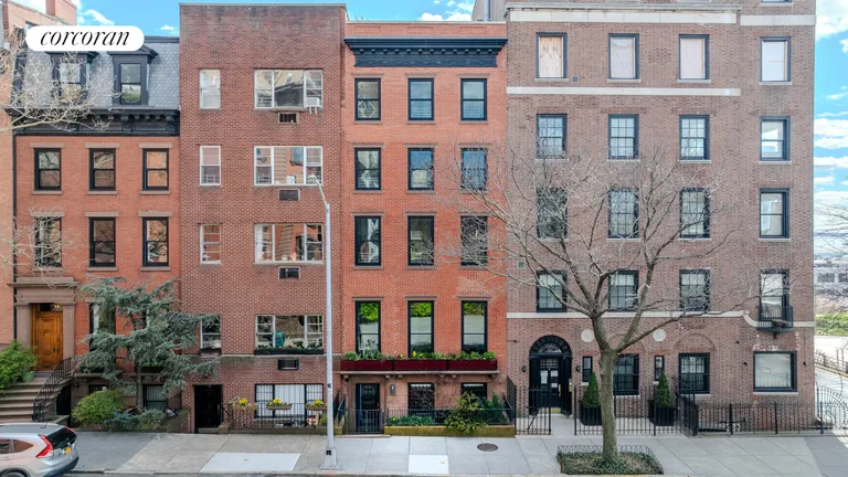 New York City Real Estate | View 10 Remsen Street | room 31 | View 32