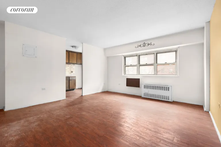 New York City Real Estate | View 609 Columbus Avenue, 4R | room 1 | View 2
