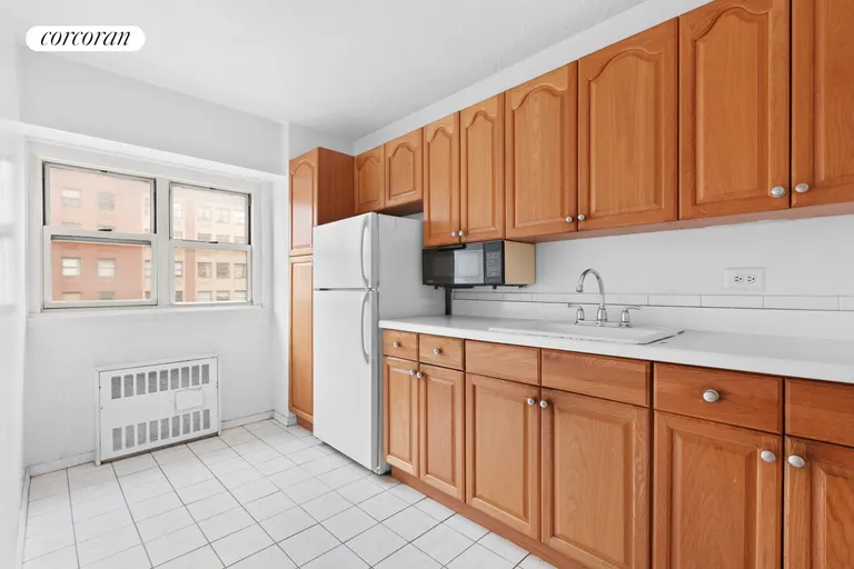 New York City Real Estate | View 609 Columbus Avenue, 8L | room 4 | View 5