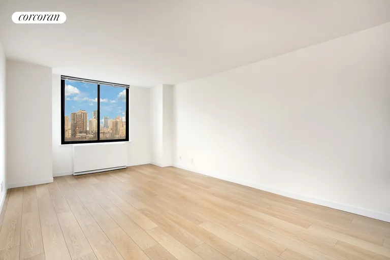 New York City Real Estate | View 800 Fifth Avenue, 33D | room 5 | View 6