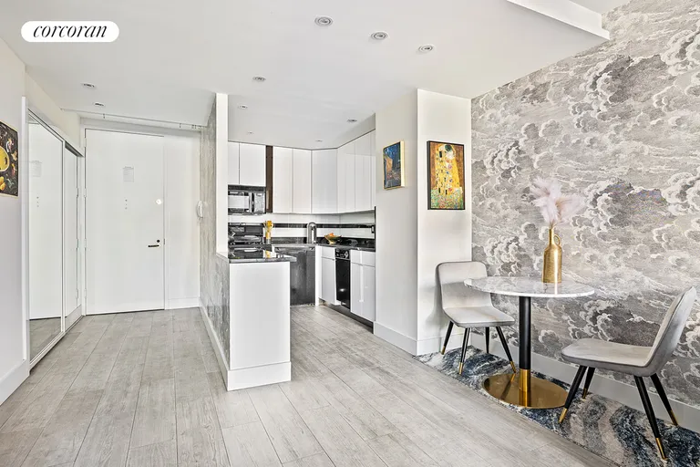 New York City Real Estate | View 22 West 15th Street, 6E | Kitchen/Dining/Foyer | View 2