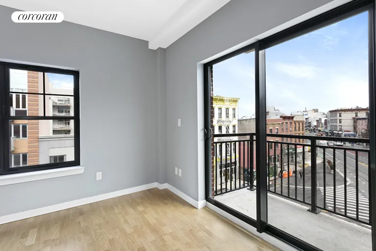 New York City Real Estate | View 460 Grand Street, 5B | room 5 | View 6