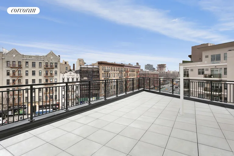 New York City Real Estate | View 460 Grand Street, 5B | room 7 | View 8