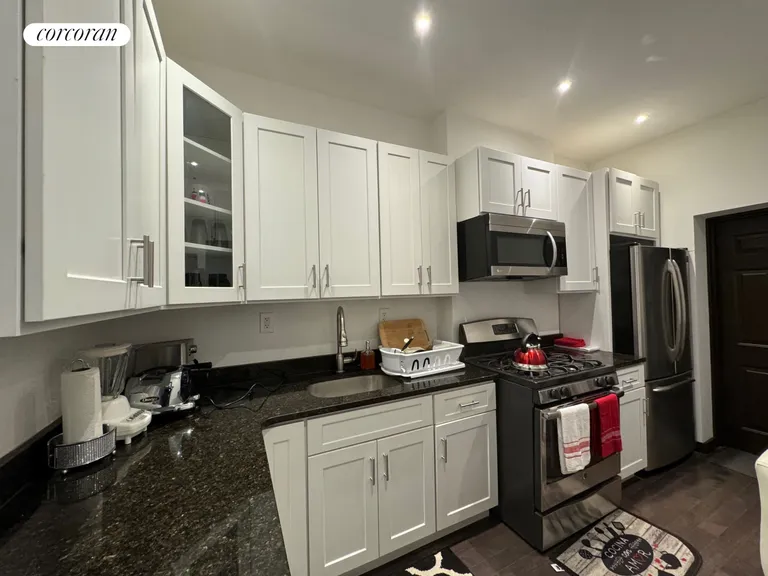 New York City Real Estate | View 282 Montauk Avenue, 1 | Kitchen | View 6