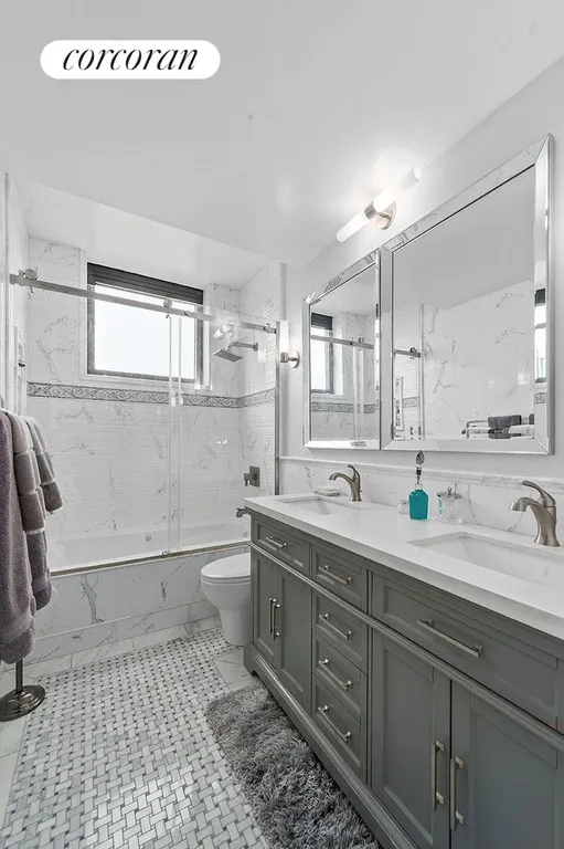 New York City Real Estate | View 222 Riverside Drive, 16D | Full Bathroom | View 4