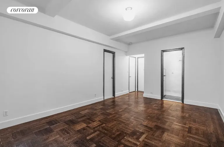 New York City Real Estate | View 24 Fifth Avenue, 820 | room 1 | View 2
