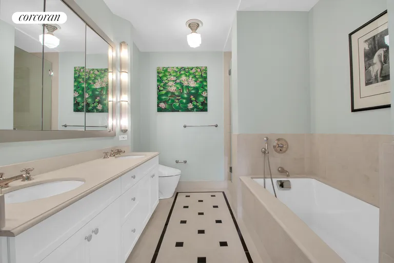 New York City Real Estate | View 400 East 51st Street, 20C | Primary Bath | View 9