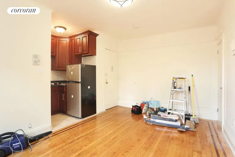 New York City Real Estate | View 49 Willow Street, 4F | Living Room | View 2