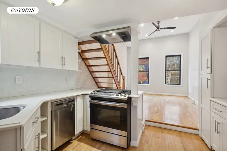 New York City Real Estate | View 333 East 92nd Street, 5A | 2 Beds, 2 Baths | View 1
