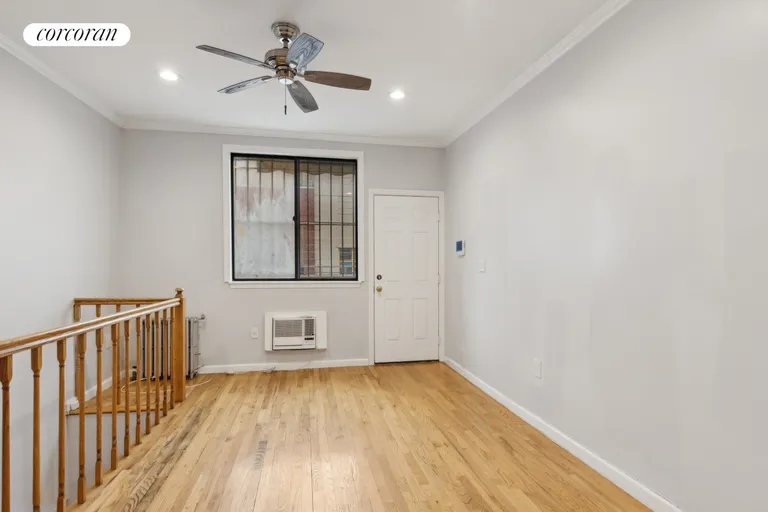 New York City Real Estate | View 333 East 92nd Street, 5A | room 4 | View 5