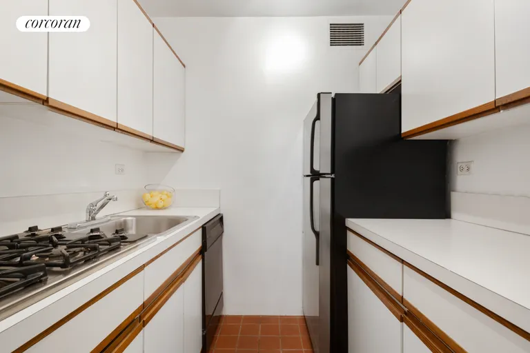 New York City Real Estate | View 249 East 48th Street, 4A | Kitchen | View 3