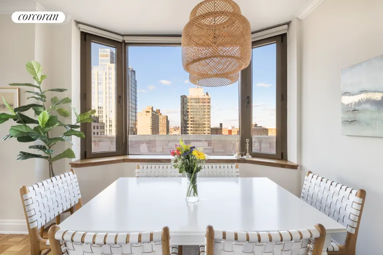 New York City Real Estate | View 400 East 90th Street, 21B | room 3 | View 4