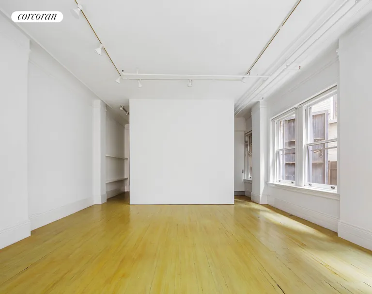 New York City Real Estate | View 874 Broadway, 607 | 1 Bed, 1 Bath | View 1