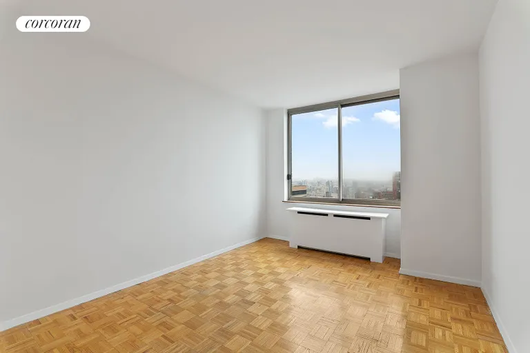 New York City Real Estate | View 200 East 89th Street, 38D | Bedroom | View 11