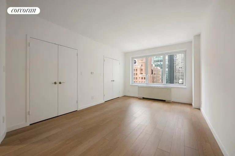 New York City Real Estate | View 210 Central Park South, A15 | room 3 | View 4